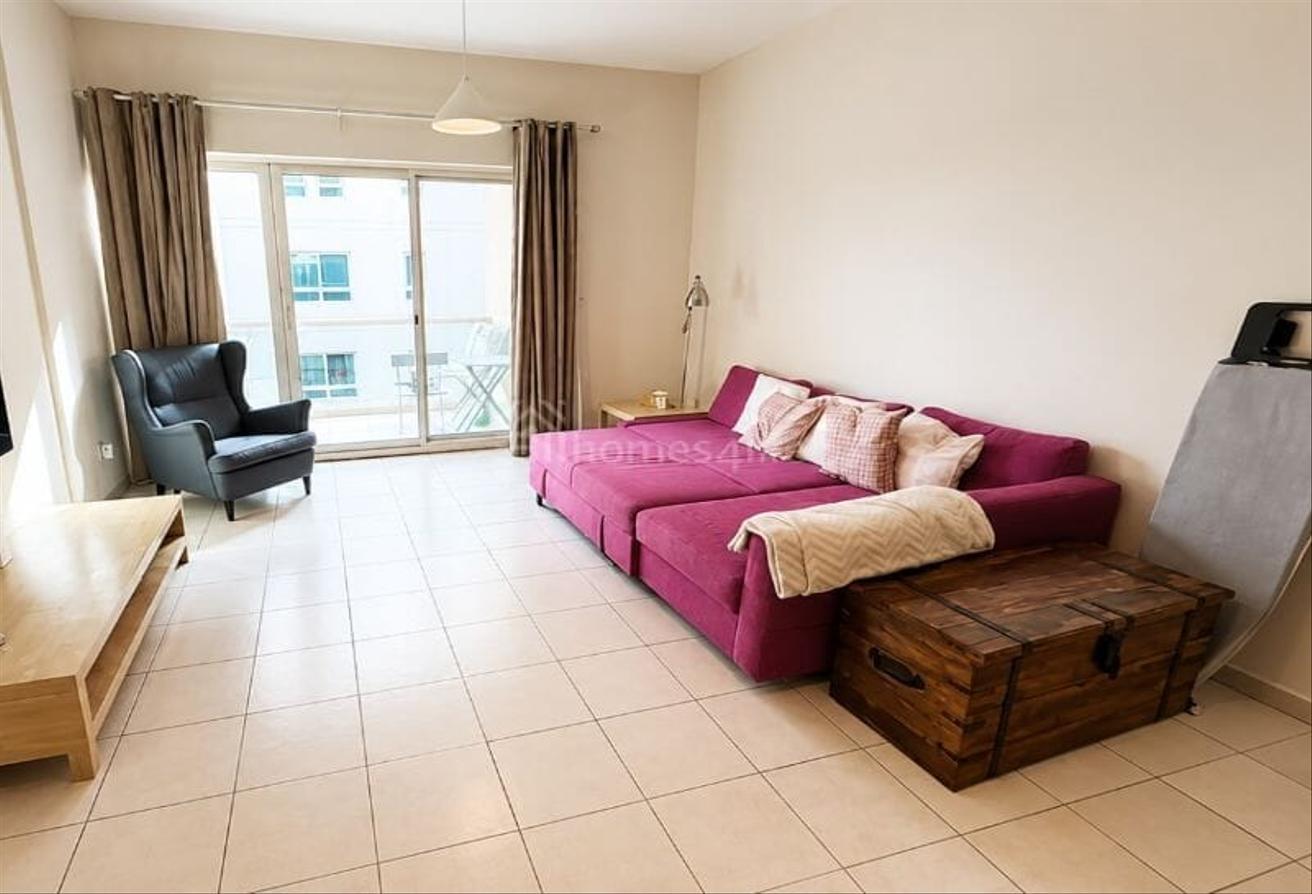FULLY FURNISHED l POOL VIEW l COMMUNITY LIVING photo 3