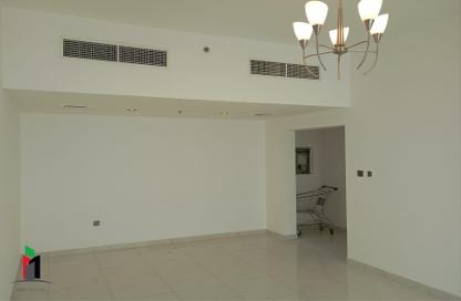 Apartment - 2 - 3 for rent in Jumeirah Apartments - Jumeirah 1 - Jumeirah - Dubai Apartment - 2 - 3 for rent in Jumeirah Apartments - Jumeirah 1 - Jumeirah - Dubai
