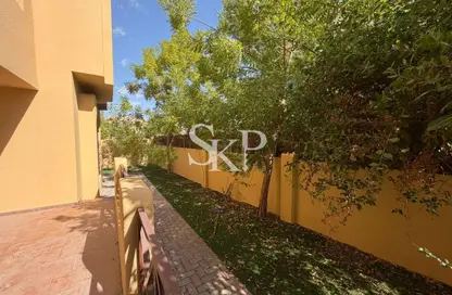 فيلا - 4 غرف نوم - 4 حمامات للايجار في قرية ساس النخيل - ساس النخيل - أبوظبي