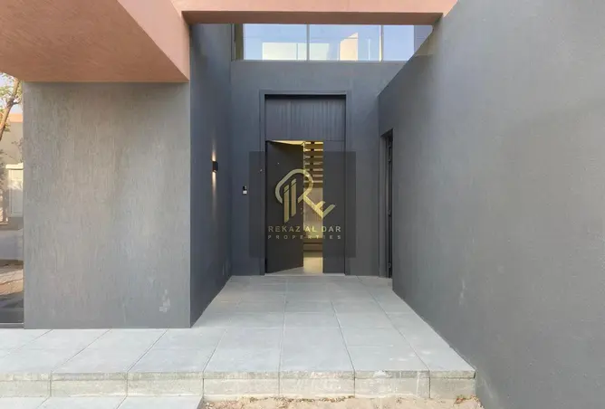 156912610 - Property Image 3
