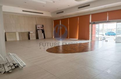 Shop - Studio - 1 Bathroom for rent in Al Khabaisi - Deira - Dubai