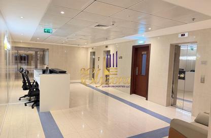 Business Centre - Studio - 2 Bathrooms for rent in Dubai Municipality - Al Muraqqabat - Deira - Dubai