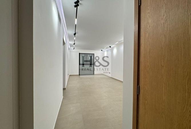 73161074 - Property Image 3