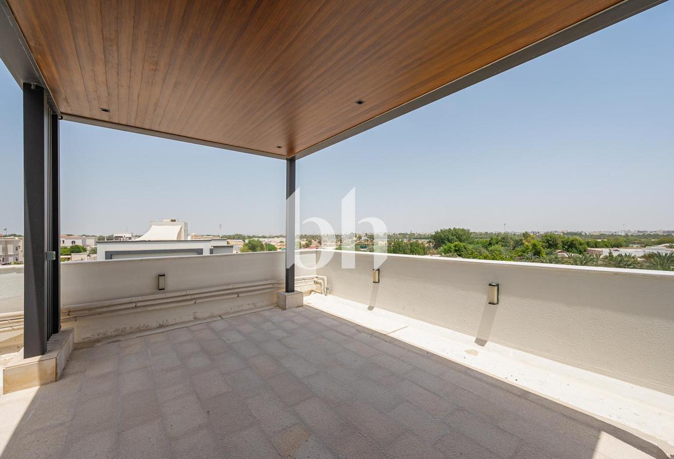 Brand New | Luxury | Expansive Family Villa photo 20