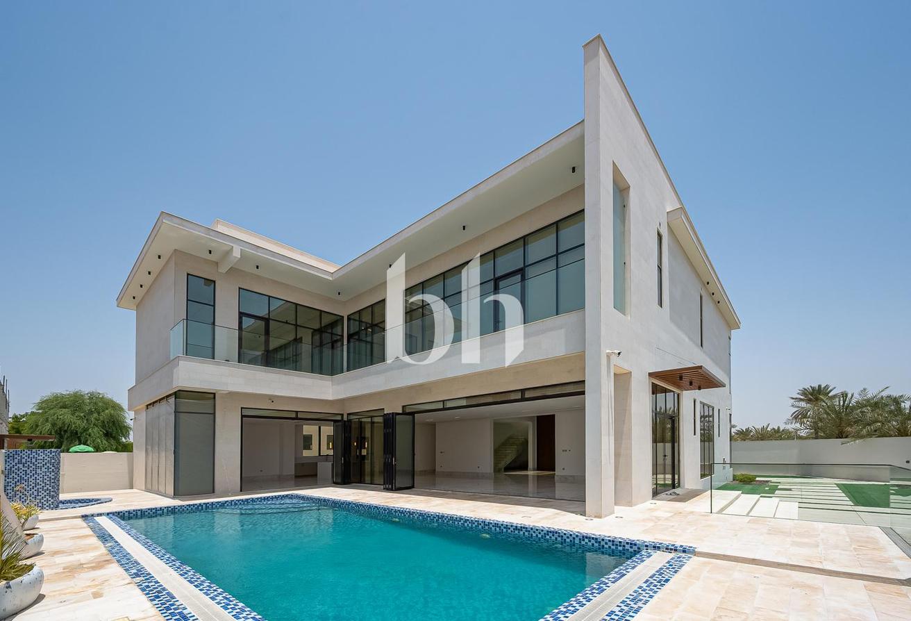 Brand New | Luxury | Expansive Family Villa photo 18