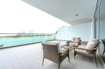 Apartment - 1 Bedroom - 2 Bathrooms for rent in Azure Residences - Palm Jumeirah - Dubai