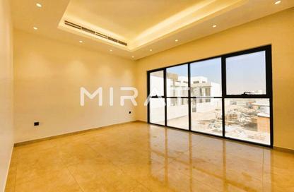 Villa - 5 Bedrooms - 6 Bathrooms for rent in Al Warsan 4 - Al Warsan - Dubai Villa - 5 Bedrooms - 6 Bathrooms for rent in Al Warsan 4 - Al Warsan - Dubai