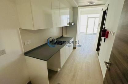 Apartment - Studio - 1 Bathroom for rent in Bloom Towers C - Bloom Towers - District 10 - Jumeirah Village Circle - Dubai