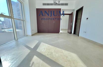 Apartment - 2 - 3 for rent in Al Marzooqi Tower - Al Jaddaf - Dubai
