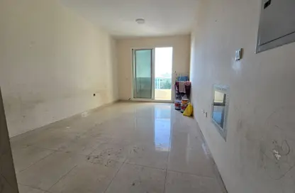 شقة - 2 غرف نوم - 3 حمامات للايجار في برج النعيمية 1 - أبراج النعيمية - النعيمية - عجمان