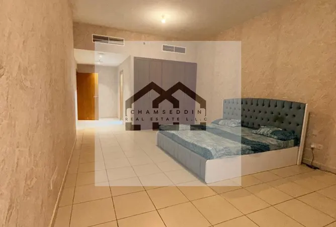 155583400 - Property Image 2