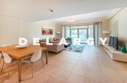 Apartment - 1 Bedroom - 2 Bathrooms for rent in Al Das - Shoreline Apartments - Palm Jumeirah - Dubai