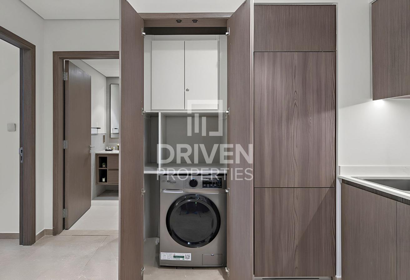 Lavish Furnished and Upgraded | Intuitive Layout photo 14