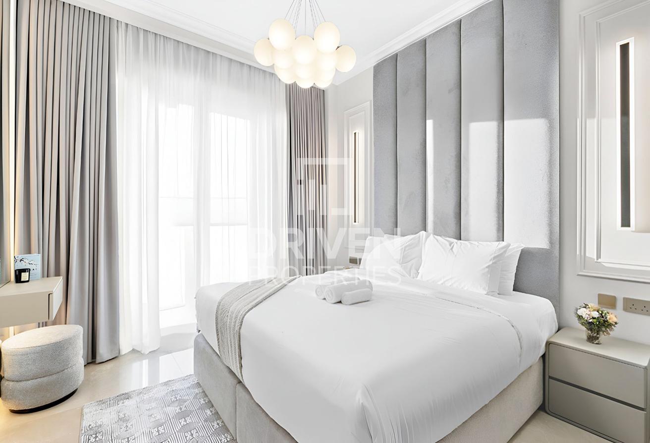 Lavish Furnished and Upgraded | Intuitive Layout photo 8