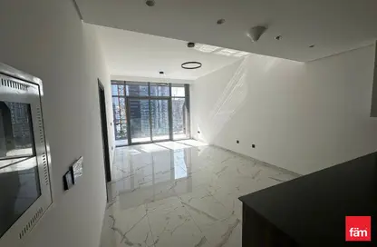 شقة - غرفة نوم - 2 حمامات للايجار في رويال ريجينسي - الخليج التجاري - دبي شقة - غرفة نوم - 2 حمامات للايجار في رويال ريجينسي - الخليج التجاري - دبي