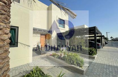 Villa - 5 Bedrooms - 7 Bathrooms for sale in Shaghrafa 1 - Al Rahmaniya - Sharjah Villa - 5 Bedrooms - 7 Bathrooms for sale in Shaghrafa 1 - Al Rahmaniya - Sharjah