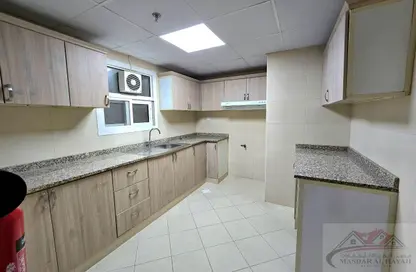 شقة - غرفة نوم - 2 حمامات للايجار في بناية مويليح 29 - مويلح - الشارقة