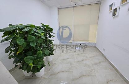 Office Space - Studio - 1 Bathroom for rent in Al Mankhool - Bur Dubai - Dubai