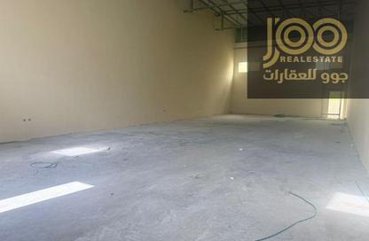 مستودع - استوديو - 1 للايجار في أم الثعوب - أم القيوين