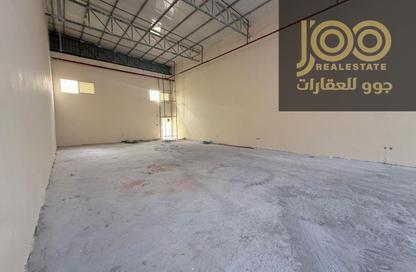 مستودع - استوديو - 1 للايجار في أم الثعوب - أم القيوين