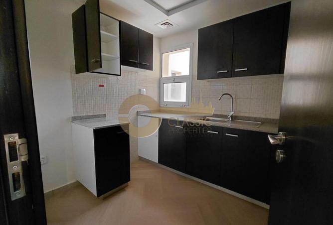 61676105 - Property Image 3