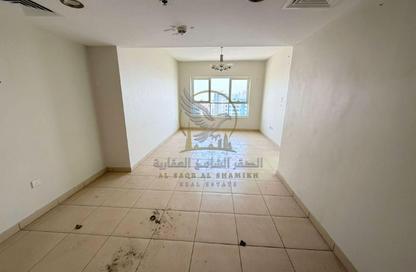 Apartment - 3 - 5 for rent in Al Khan Corniche - Al Khan - Sharjah