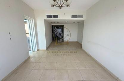 Apartment - 3 - 5 for rent in Al Khan Corniche - Al Khan - Sharjah