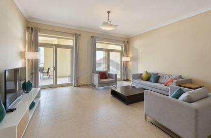 Apartment - 2 - 3 for rent in Al Das - Shoreline Apartments - Palm Jumeirah - Dubai