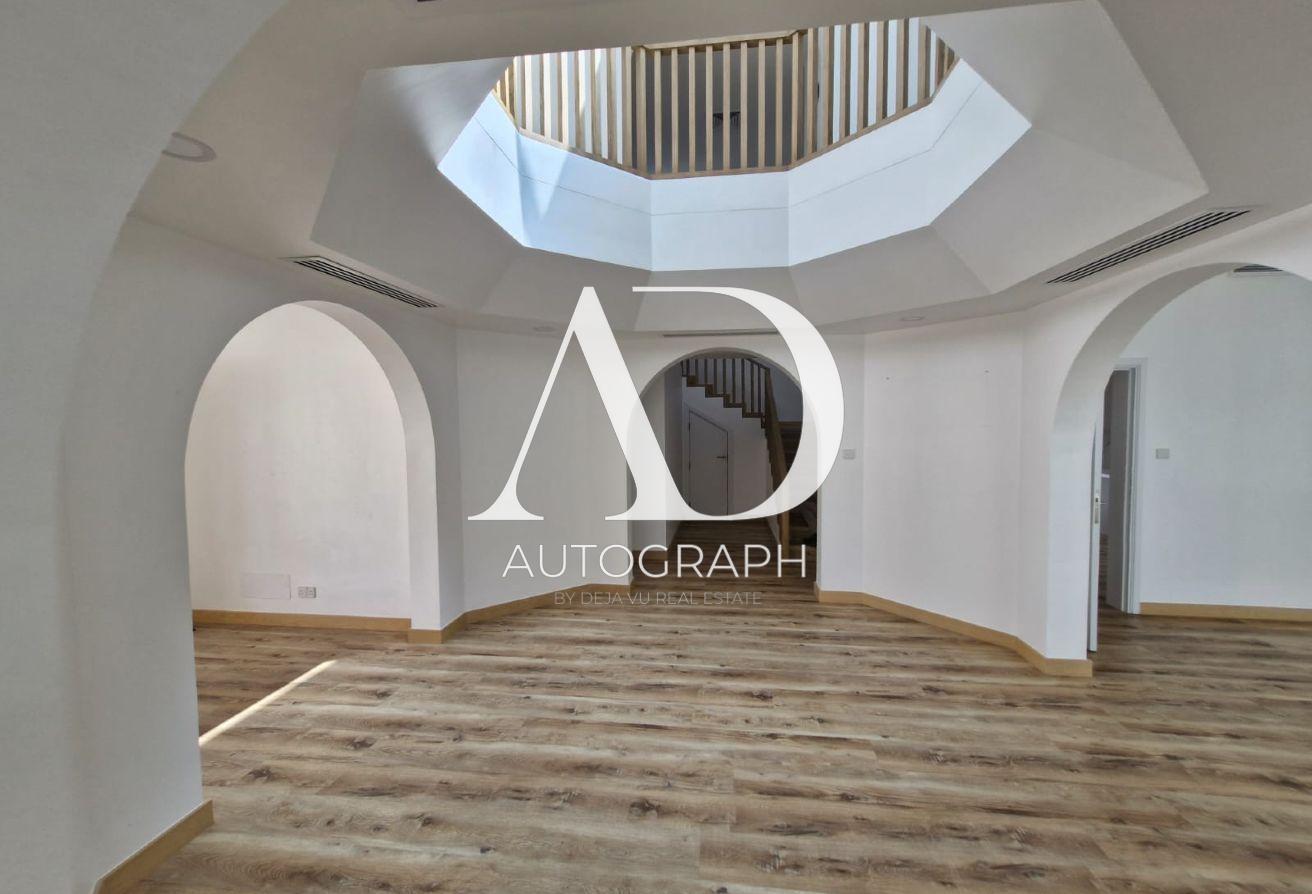 5 Bed Independent Villa Near the Beach photo 9