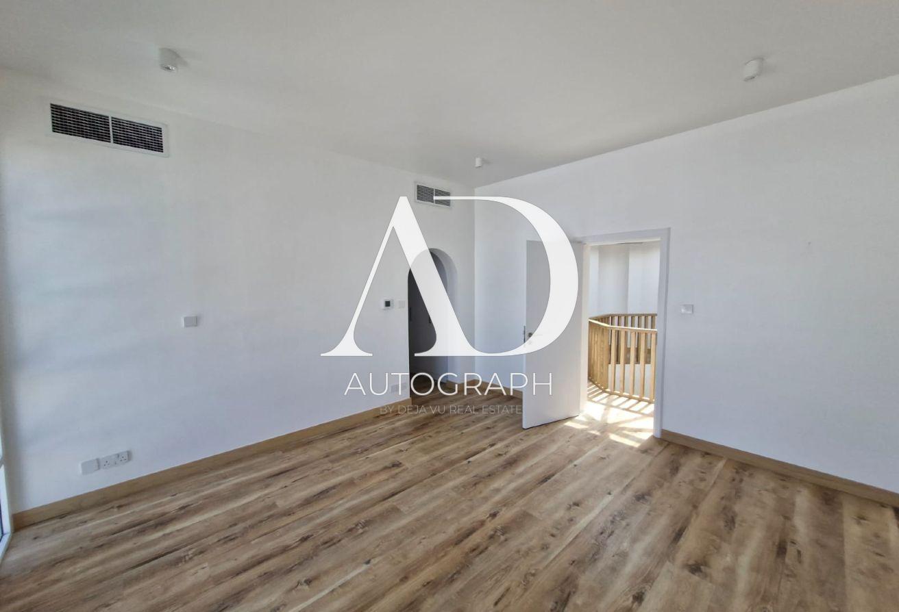 5 Bed Independent Villa Near the Beach photo 19