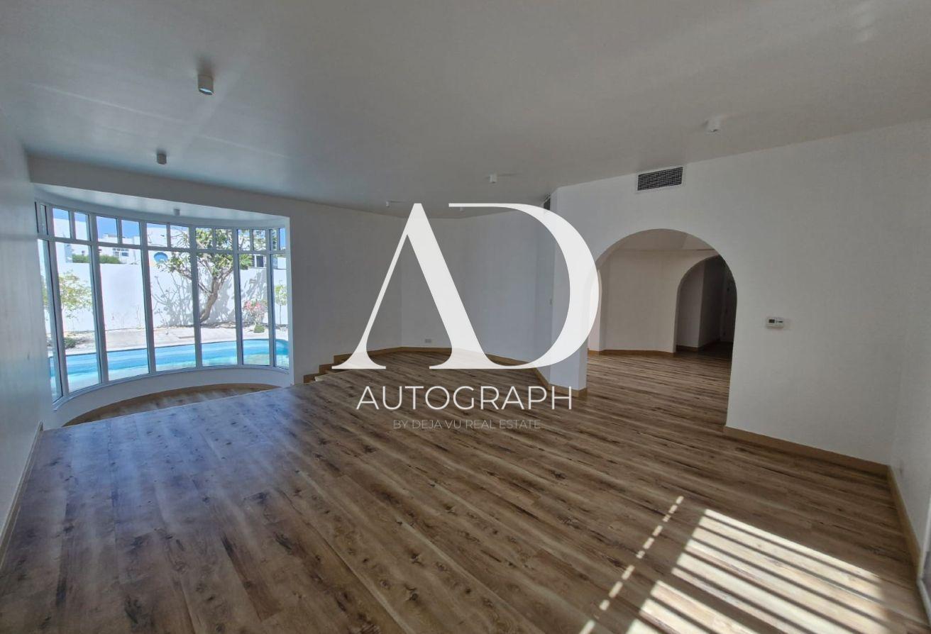 5 Bed Independent Villa Near the Beach photo 2