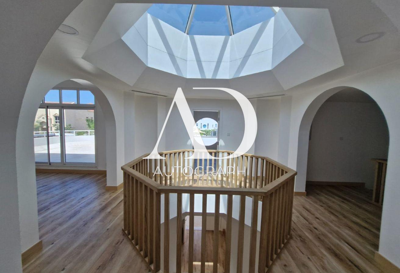 5 Bed Independent Villa Near the Beach photo 4
