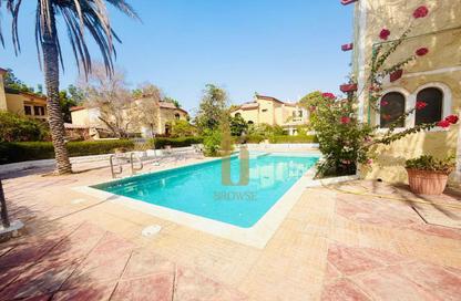 Villa - 4 - 4 for rent in Umm Suqeim 1 Villas - Umm Suqeim 1 - Umm Suqeim - Dubai