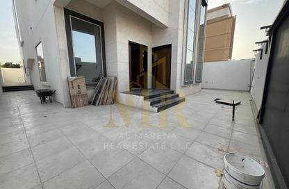 Villa - 5 Bedrooms - 7 Bathrooms for sale in Al Mowaihat 2 - Al Mowaihat - Ajman