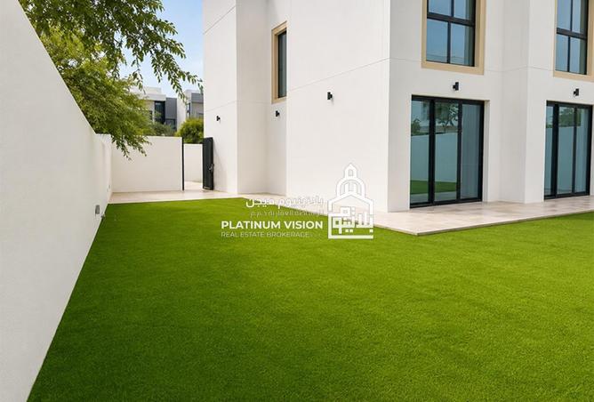 98680448 - Property Image 2
