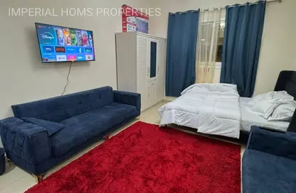 Apartment - Studio - 1 Bathroom for rent in Jasmine Towers - Garden City - Ajman