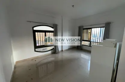 Apartment - 3 Bedrooms - 3 Bathrooms for rent in Al Wahda Building - Al Majaz 2 - Al Majaz - Sharjah