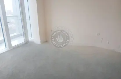 Apartment - 1 Bedroom - 2 Bathrooms for rent in Cricket Tower - Dubai Sports City - Dubai