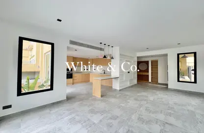 Townhouse - 4 Bedrooms - 4 Bathrooms for rent in Springs 9 - The Springs - Dubai Townhouse - 4 Bedrooms - 4 Bathrooms for rent in Springs 9 - The Springs - Dubai