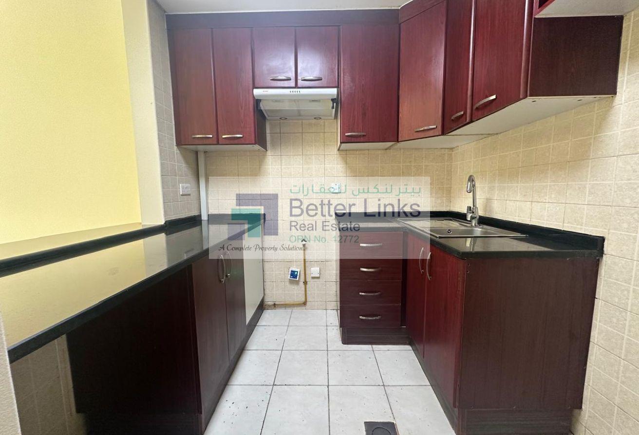 Bright Studio | Next to Metro | Garden View photo 9