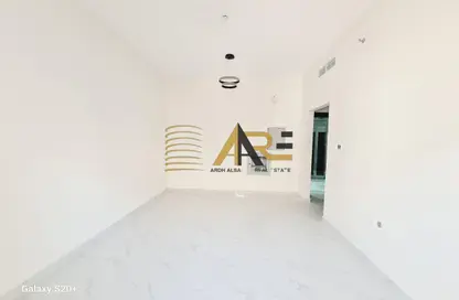 شقة - غرفة نوم - 2 حمامات للايجار في سراب 2 - الجادة - الشارقة