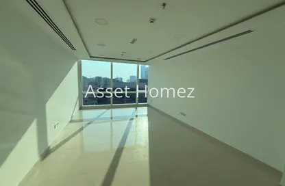 Office Space - Studio for rent in Tamani Art Tower - Business Bay - Dubai