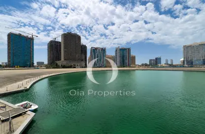 Apartment - 2 Bedrooms - 3 Bathrooms for sale in Golf Vista Heights - Dubai Sports City - Dubai