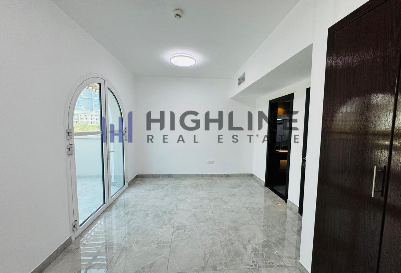 Exclusive 4BR Townhouse | Community View photo 11