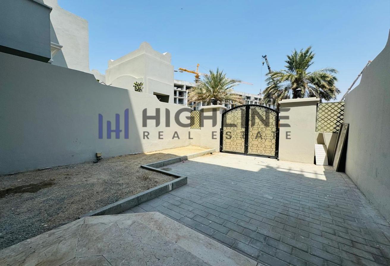 Exclusive 4BR Townhouse | Community View photo 24