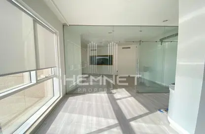 مكتب - 1 حمام للايجار في فندق فيرمونت - شارع الشيخ زايد - دبي