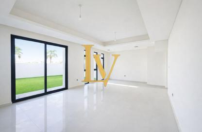 Townhouse - 3 Bedrooms - 5 Bathrooms for sale in Juniper - Damac Hills 2 - Dubai