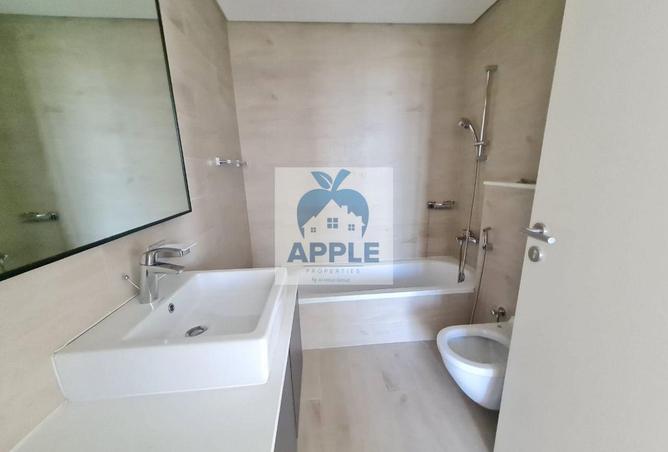 102316956 - Property Image 2
