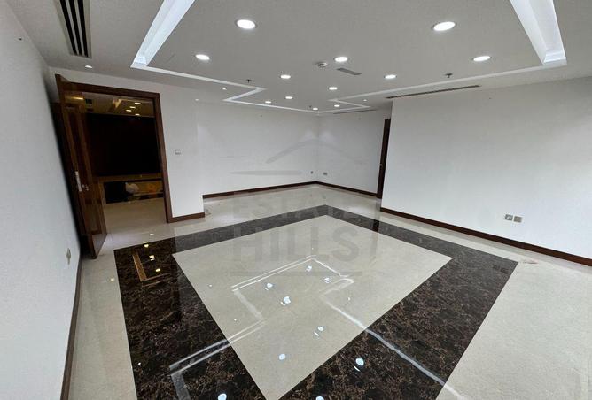 83242643 - Property Image 2