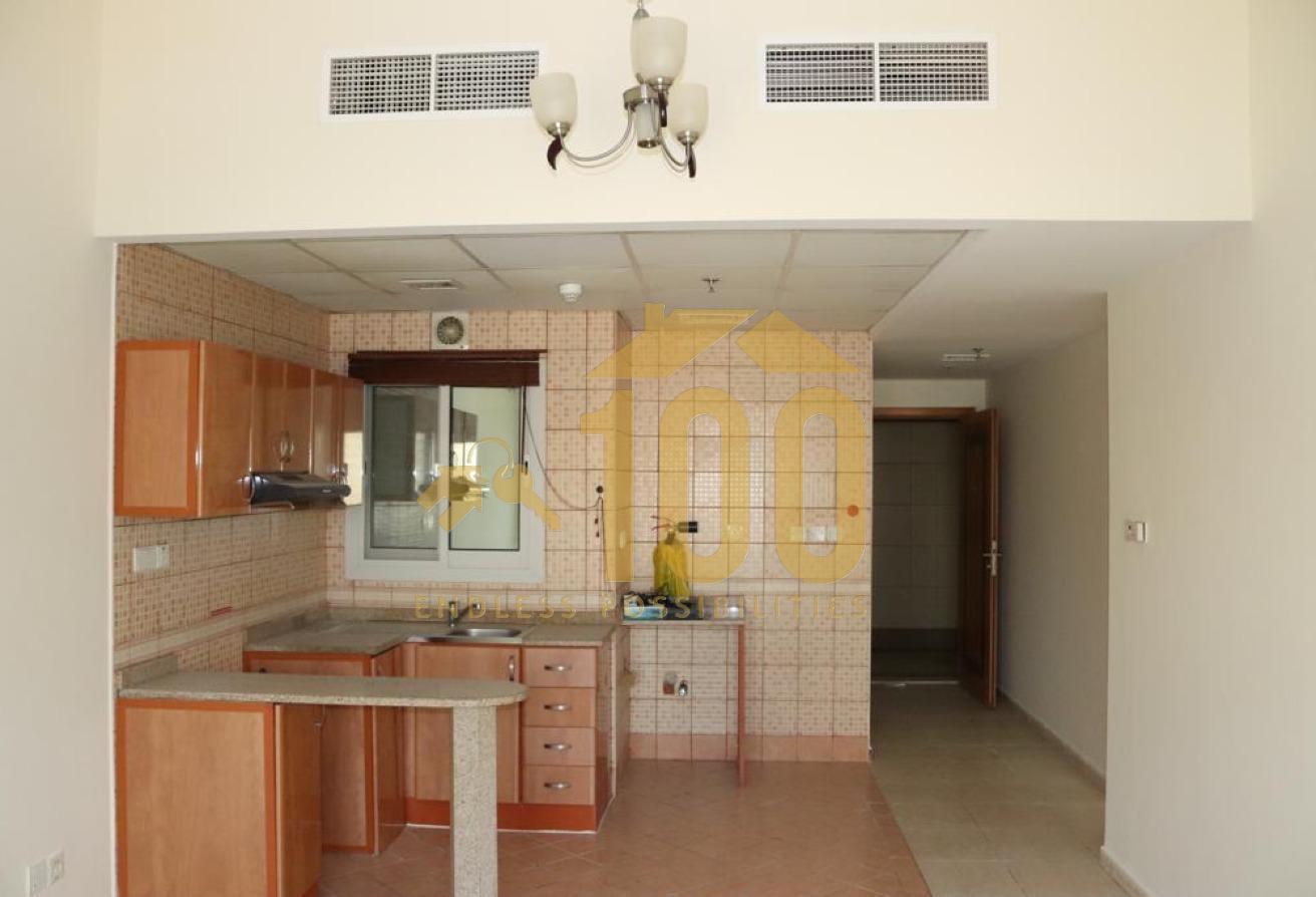 1BR with Balcony | Private Parking |Balcony |DSO photo 4